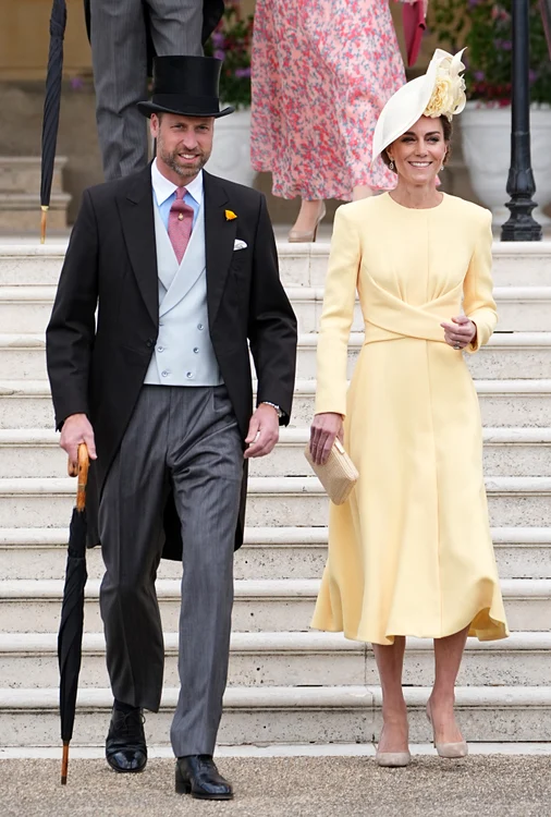 Prințul William și Kate Middleton s-au îmbrăcat în ținute elegante (Foto: Profimedia)