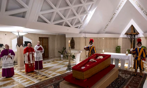 Trupul Papei Francisc Foto Vatican Media jpg