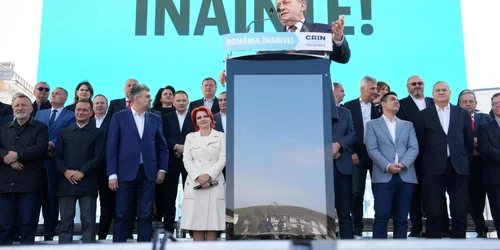 crin antonescu foto fb lia olguta vasilescu jpg