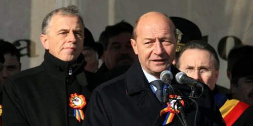 Mircea Geoana Traian Basescu alegeri prezidentiale FOTO Mediafax