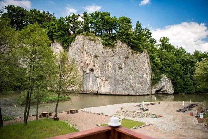 Plaja superbă de la Șuncuiuș / foto: Călător în bascheți