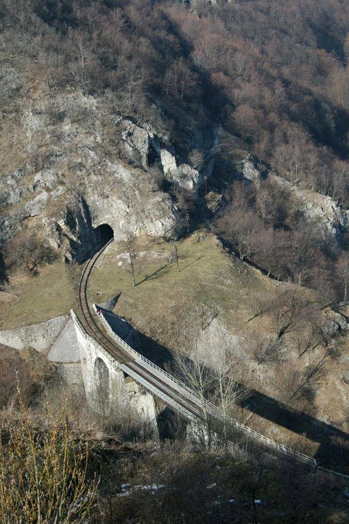 În Oravița s-a construit prima cale ferată montană. Sursă foto: Oravita.ro