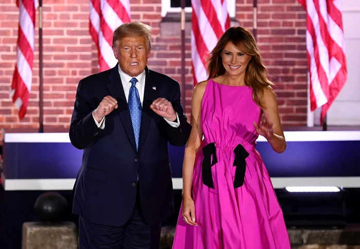 Melania Trump a fost jignită aspru.