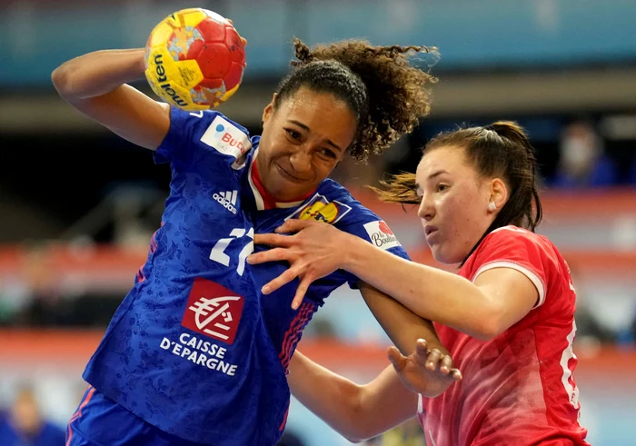Franța a depășit Rusia cu 33-28 / Foto: EPA-EFE