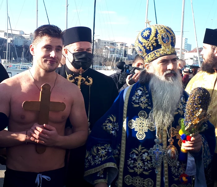Butoaiele cu apă au fost aduse în căruţe trase de boi
