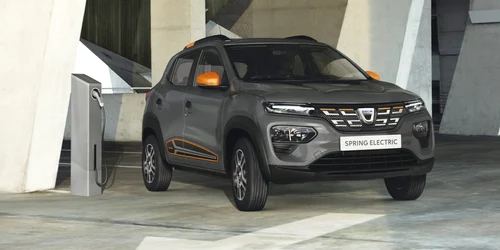 dacia spring 01