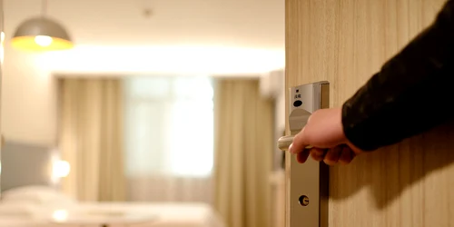 hotel 1330850 1920 jpg