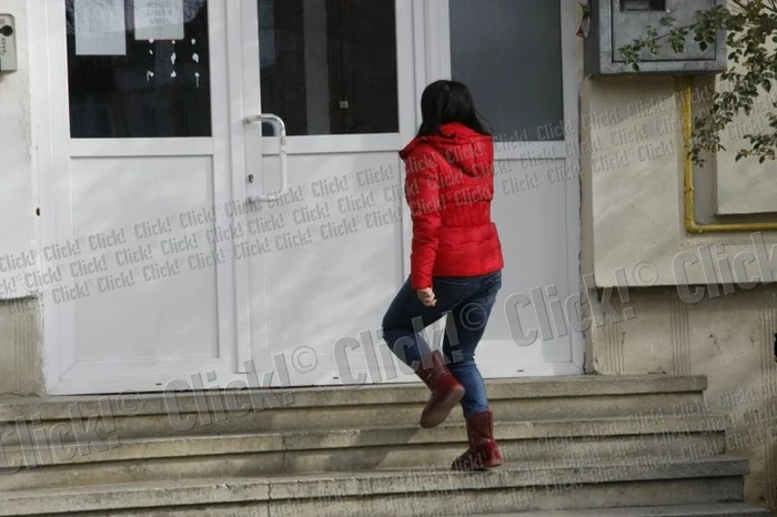 Eleva de 14 ani a fost găsită moartă de către o rudă (Foto: Laurenţiu Ionescu)