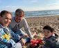 Roxana Ciuhulescu, alături de soț și copil. Sursă: Facebook