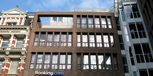 sediu central booking amsterdam foto wikipedia